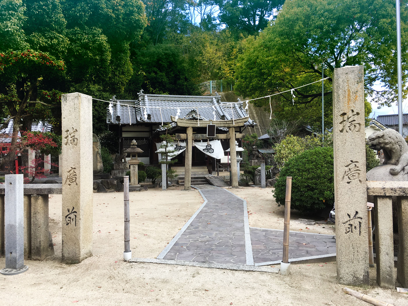 門